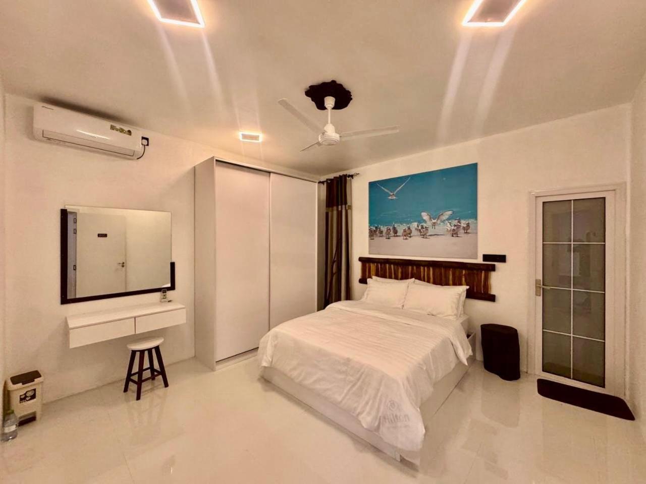 Crystal Sea Inn Bileffahi Екстериор снимка