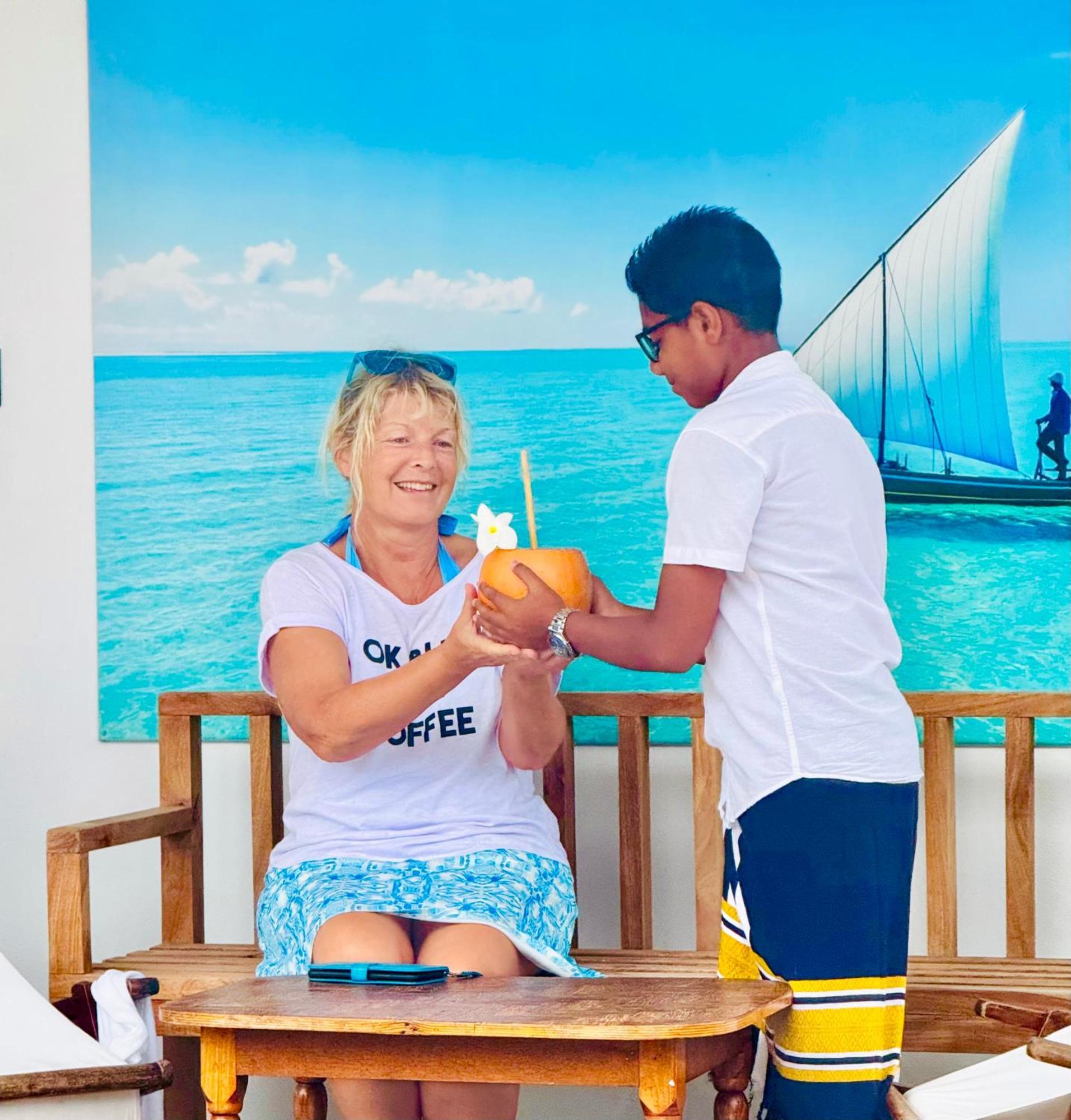 Crystal Sea Inn Bileffahi Екстериор снимка